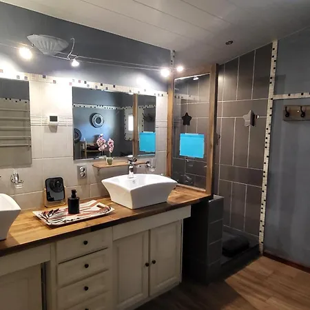 ヴィラ Chez Corinne *