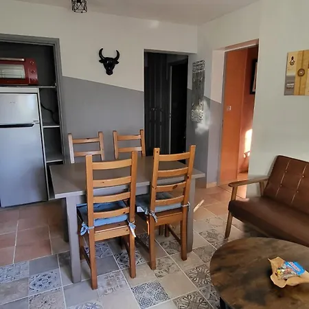 Villa Etage Privatif Chez Corinne Russan