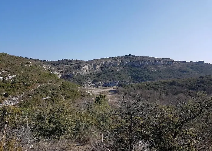 Chez Corinne Villa Russan